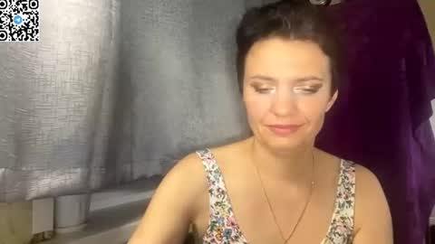 hotmamaqueen234 online show from June 13, 8:28 pm