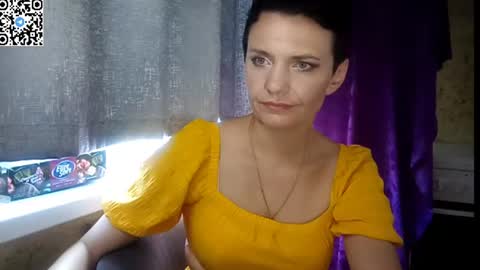 hotmamaqueen234 online show from June 27, 12:17 pm