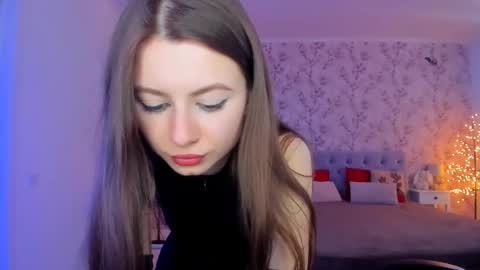 hotmolly_ online show from March 11, 10:52 am