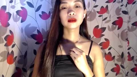 hotmom_gia online show from April 2, 4:10 am