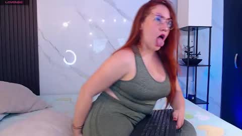 Sussy Bloom  online show from March 9, 1:56 am