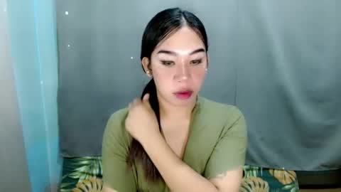 jelaigrande  online show from February 27, 1:05 am