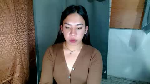 jelaigrande  online show from March 17, 6:23 pm