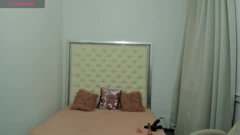 Eryka online show from September 15, 3:04 am