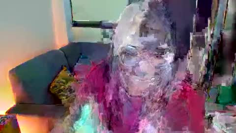 hottbee3645 online show from January 7, 12:03 am