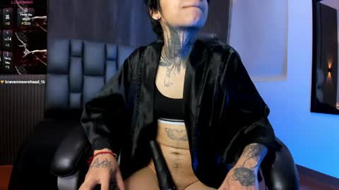 Juls online show from June 4, 8:46 pm