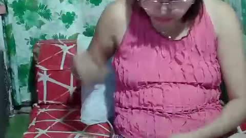 hottpinayz online show from January 17, 12:31 pm