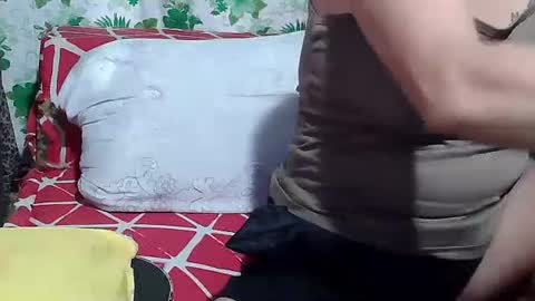 hottpinayz online show from January 14, 1:06 pm