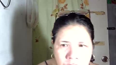 hottycrissy4u online show from May 11, 7:11 pm