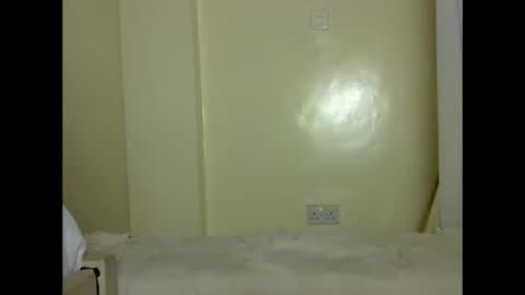 hotysquiter433224 online show from December 21, 4:17 am