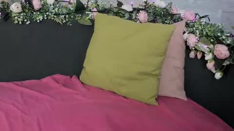 Erin online show from December 11, 4:28 am