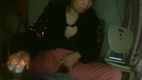 hujiajia520321431 online show from February 3, 8:56 pm