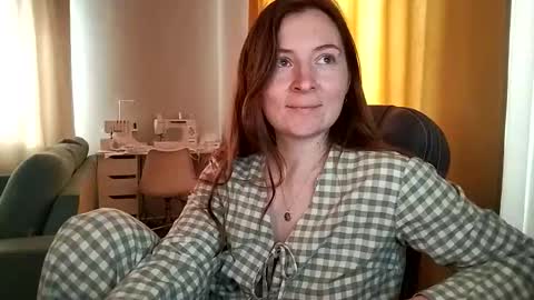 HumpyGrey online show from March 2, 7:15 am