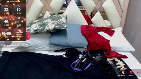 I G N I S  online show from November 7, 12:27 am