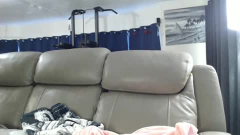 ShortStuff online show from March 17, 7:40 pm