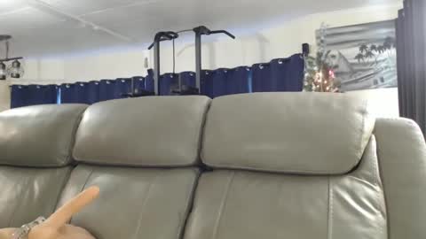 ShortStuff online show from December 19, 7:28 pm