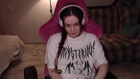 elisabeth online show from January 31, 1:02 pm