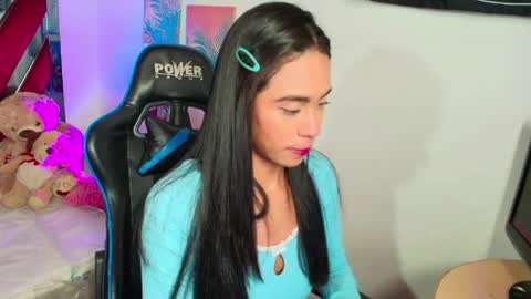 Isa online show from April 22, 2:08 am