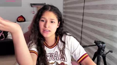 On instagram Imm  NikkiHelp me reach 100 likes online show from September 22, 12:53 am