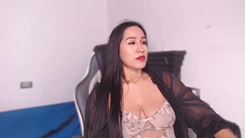 Lara online show from December 10, 2:05 am