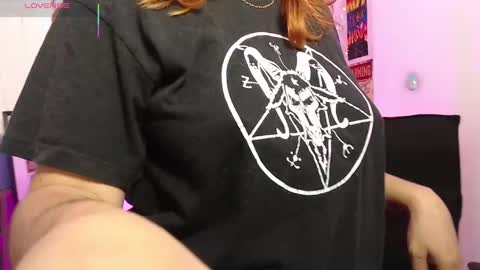 Mari online show from March 8, 11:28 pm