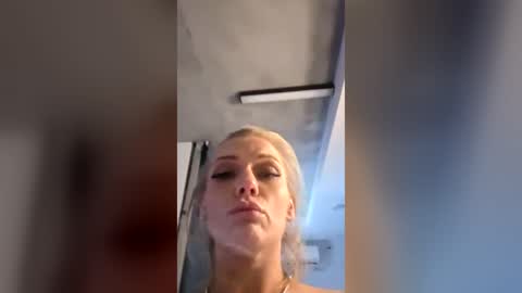 iamstephc online show from July 15, 12:59 am