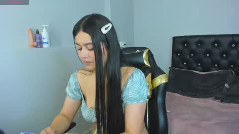 Isabella online show from November 19, 11:54 am