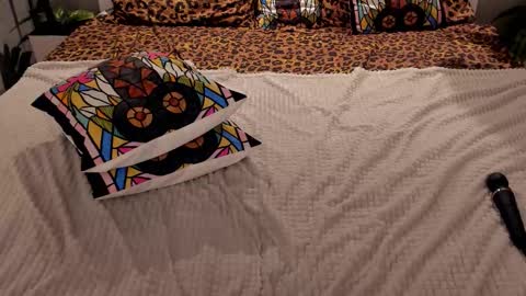 Danielle online show from December 4, 5:14 pm