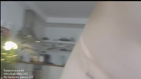 Belle online show from September 20, 10:57 am