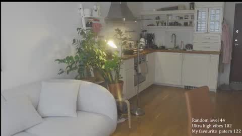 Belle online show from September 23, 11:19 am