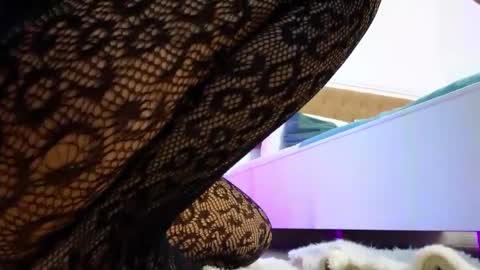 Emma online show from February 10, 8:50 am