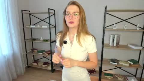 Ilona online show from July 4, 6:53 am
