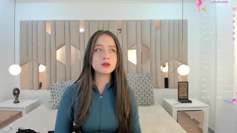 Caro   online show from December 7, 4:20 am