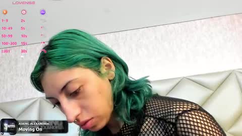  Im Gaia online show from October 4, 1:06 pm