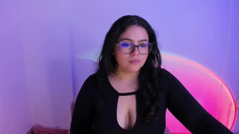 mei mei uwu online show from September 28, 12:07 am