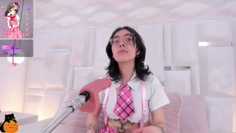 Moly  online show from October 18, 9:16 pm