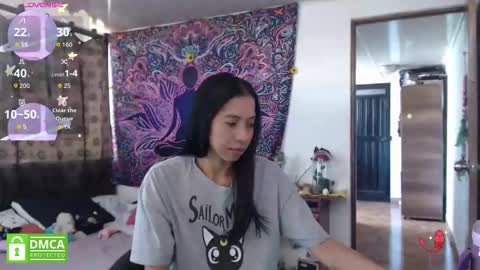 Cutie pie online show from April 12, 5:16 pm