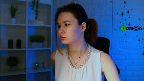 imhaileyy online show from June 1, 7:26 pm