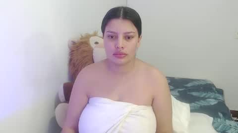 imsweetlips online show from October 8, 8:13 pm