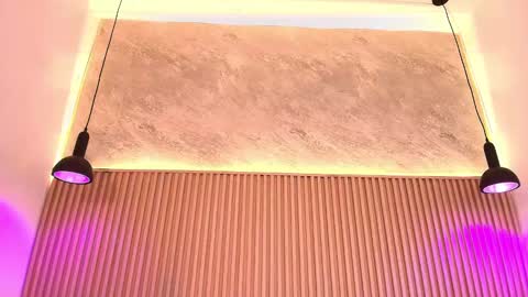 Indi Catalina online show from October 4, 1:06 pm