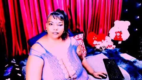 indian_rubyxx online show from September 22, 8:35 am