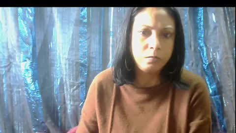 indian_spice_girl online show from December 18, 7:13 am