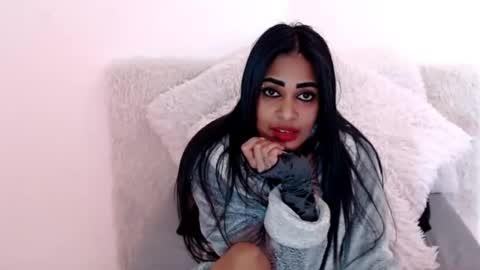 Jazmin online show from July 12, 7:42 am