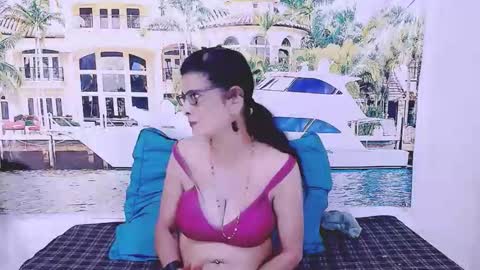 Femiez online show from February 3, 5:29 am