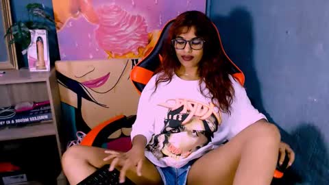 indianangelx online show from January 25, 8:42 am