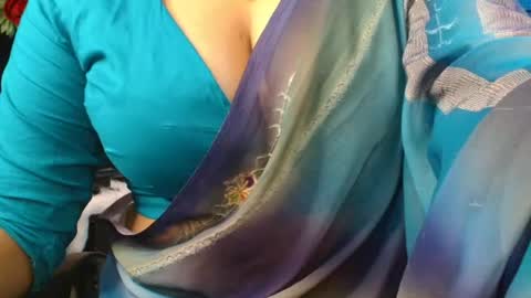 tina online show from June 14, 8:58 am