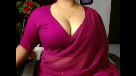 tina online show from May 23, 7:01 pm