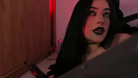 Hey  Im Indie follow me on my instagram  online show from July 16, 5:45 am