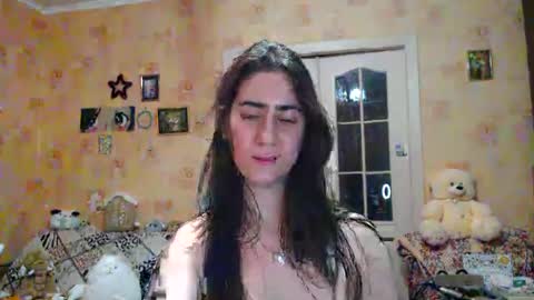 Inna  online show from December 6, 3:44 pm