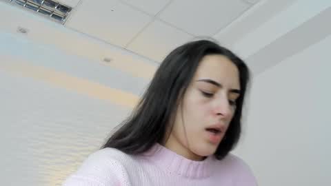 Ines Lyn online show from December 27, 3:53 am